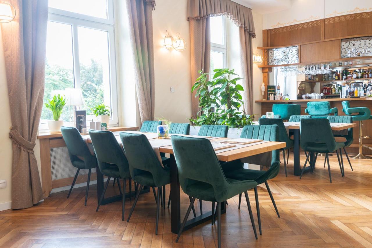 Sztuka Smaku - Restauracja I Hotelik Świdnica Εξωτερικό φωτογραφία
