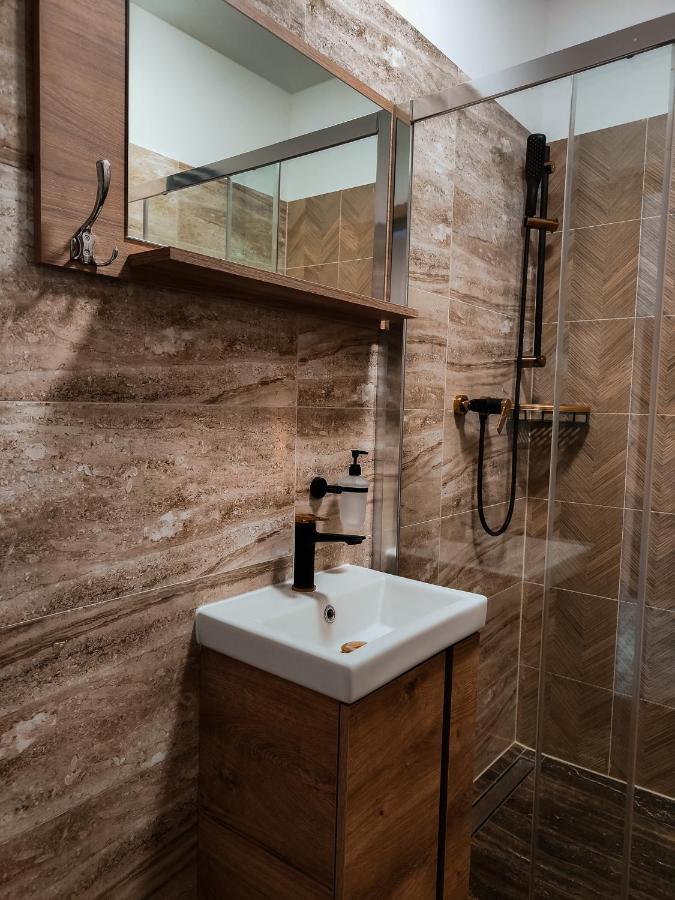 Sztuka Smaku - Restauracja I Hotelik Świdnica Εξωτερικό φωτογραφία