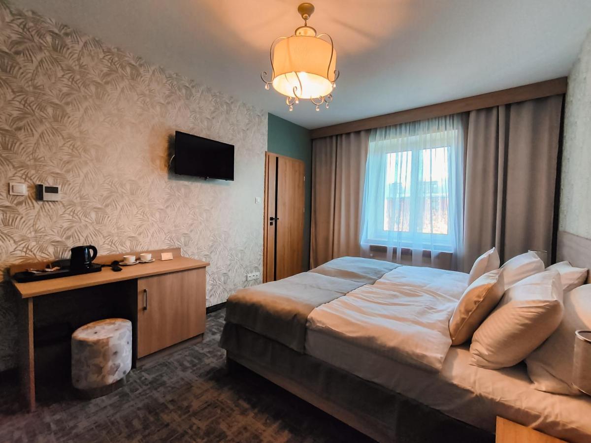 Sztuka Smaku - Restauracja I Hotelik Świdnica Εξωτερικό φωτογραφία