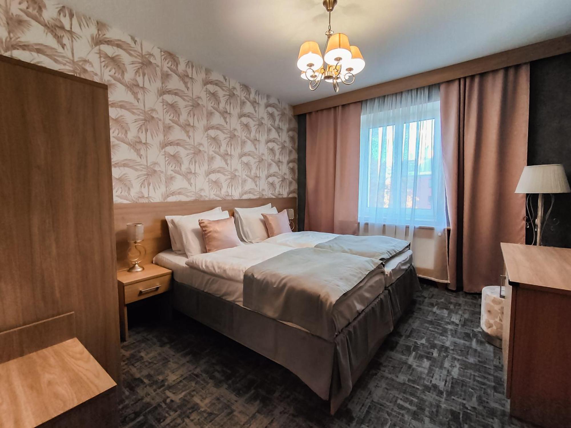 Sztuka Smaku - Restauracja I Hotelik Świdnica Εξωτερικό φωτογραφία